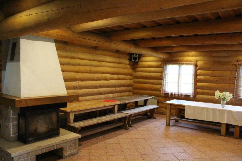 Viesu Nams Barzi Hotell Tinuzi Exteriör bild
