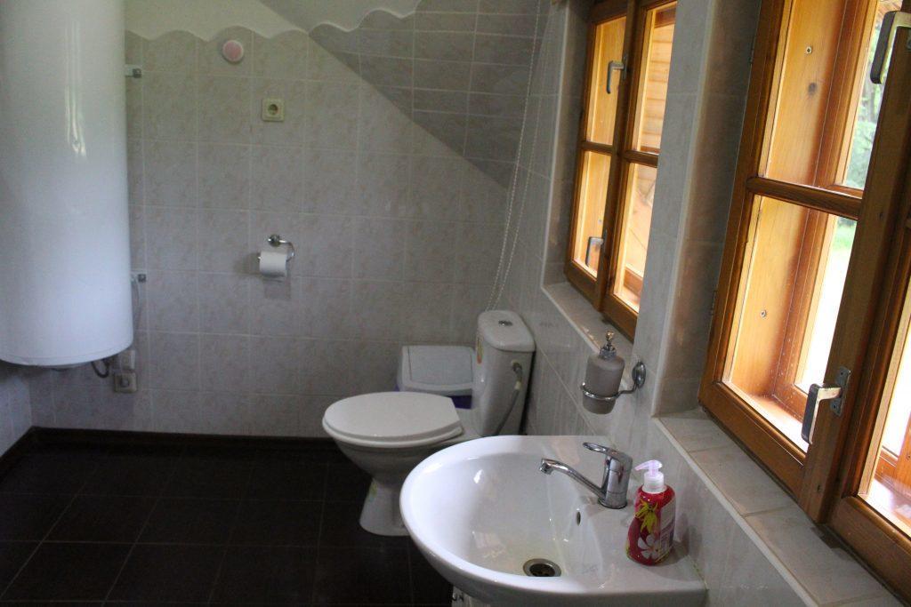 Viesu Nams Barzi Hotell Tinuzi Exteriör bild